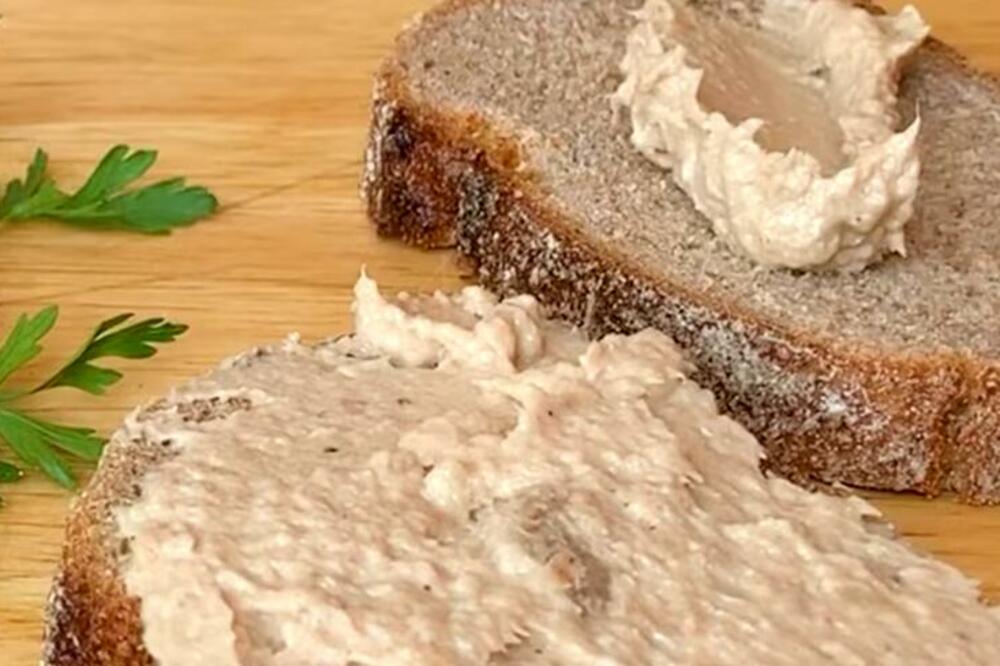 KREMASTI NAMAZ OD RIBE I KREM SIRA: Uz tost hleb može da se jede i kao doručak i kao večera (RECEPT)