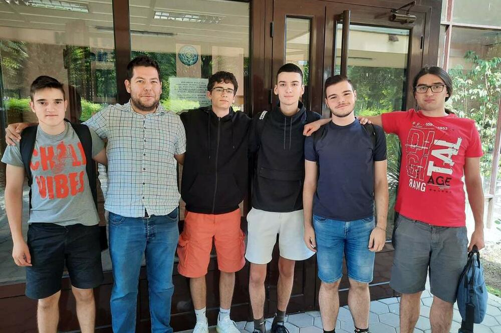 Srbija ima čime da se ponosi: Mladi genijalci još jednom pokazali snagu znanja