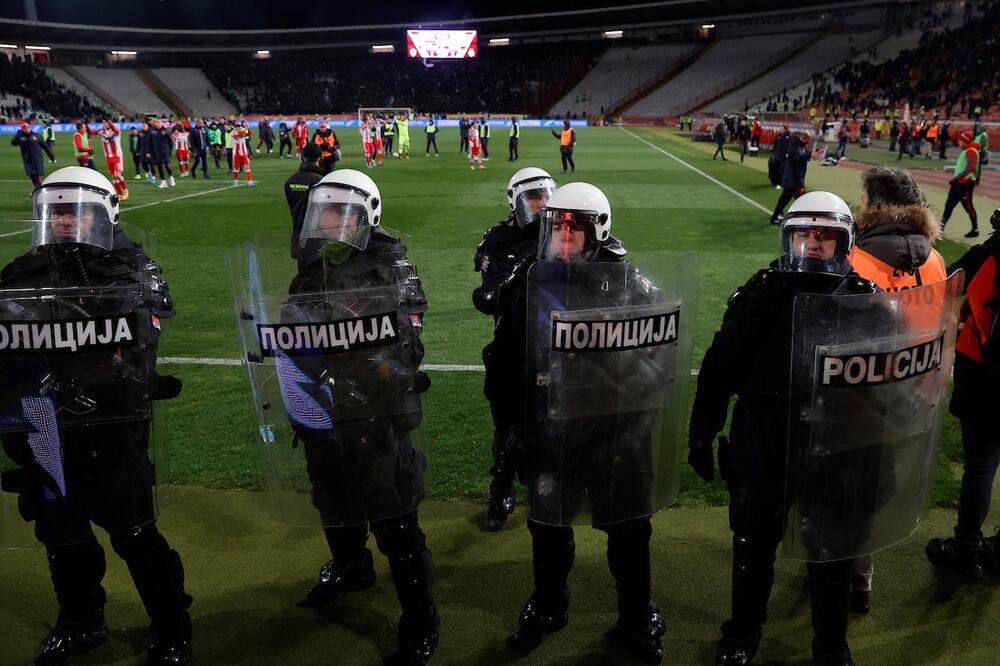 UPOZORENJE ZA SVE NAVIJAČE: Policija će fotografisati sve prisutne na stadionu!