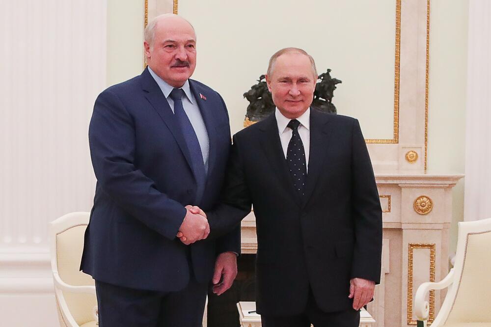 KREMLJ ODBIO DA POTVRDI: Lukašenko najavio zajedničku vojnu jedinicu RUSIJE I BELORUSIJE, a Rusi ćute!