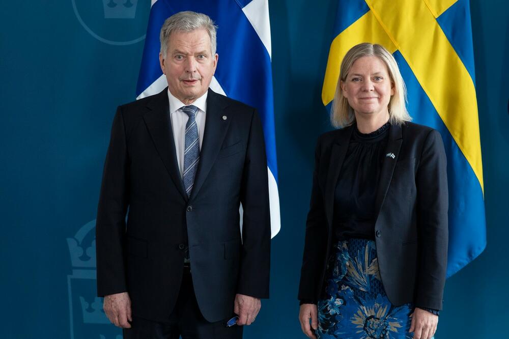 NAJNOVIJA VEST! Finska i Švedska zvanično podnele zahtev za pridruživanje NATO (FOTO)