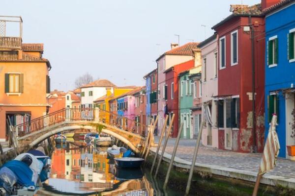 SIMBOL GRADA I NAJPOZNATIJI ČAMAC NA SVETU: Putovanje u Veneciju ne možete zamisliti bez OVOGA! (FOTO)