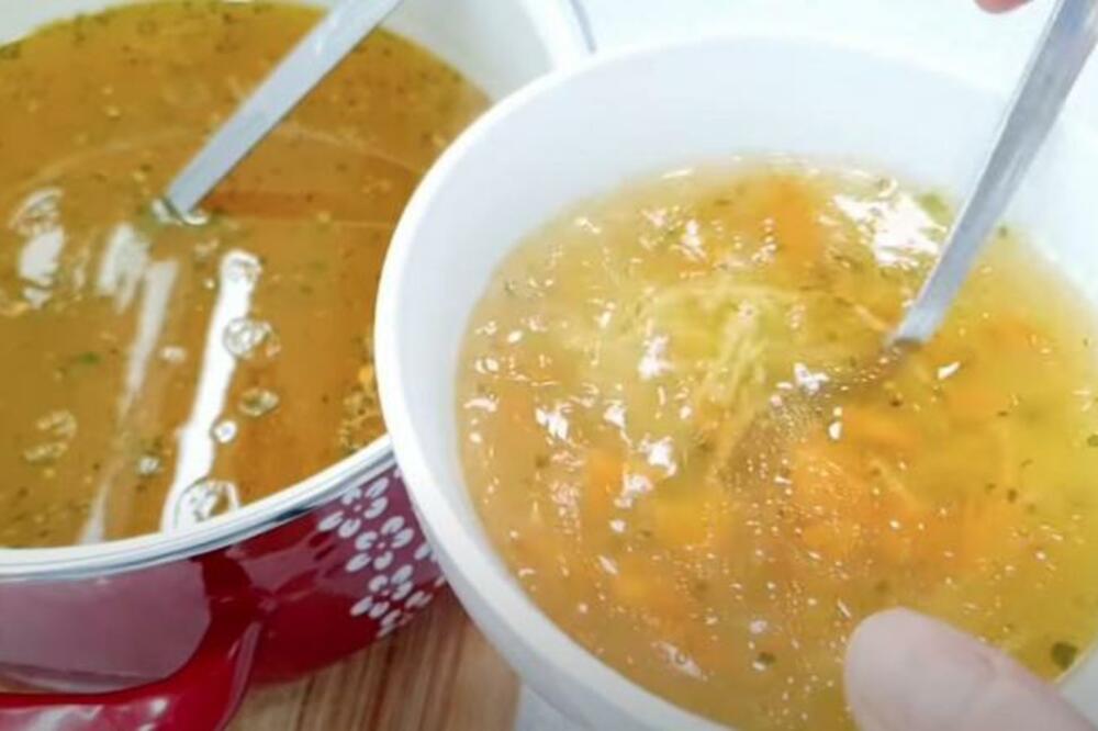 LEČI I PREHLADU I MAMURLUK: Ajngemahtec DOMAĆA pileća supa puna vitamina!