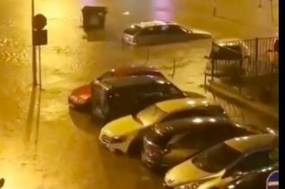 OPŠTI HAOS U SRPSKOM GRADU, OD KIŠE NE MOŽE DA SE PROĐE! Ulice poplavljene, kola plivaju u vodi (VIDEO)