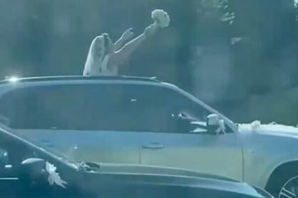 RUKICE GORE, NOGICE DOLE! Ceo Beograd je danas gledao u devojku u BMW-u: Udri, samo nek je veselo! (VIDEO/FOTO)