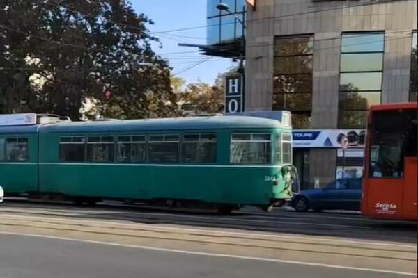 SVE STOJI, KOLONE SE STVARAJU: Pokvario se tramvaj na prometnom beogradskom mostu