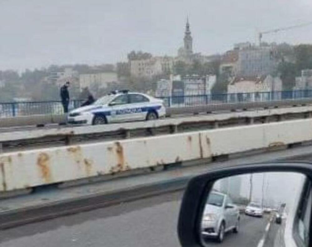 Policija na Brankovom mostu