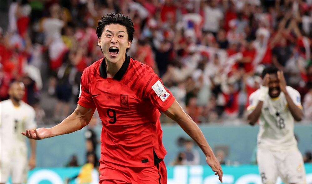 Sung-Gue Čo slavi golove