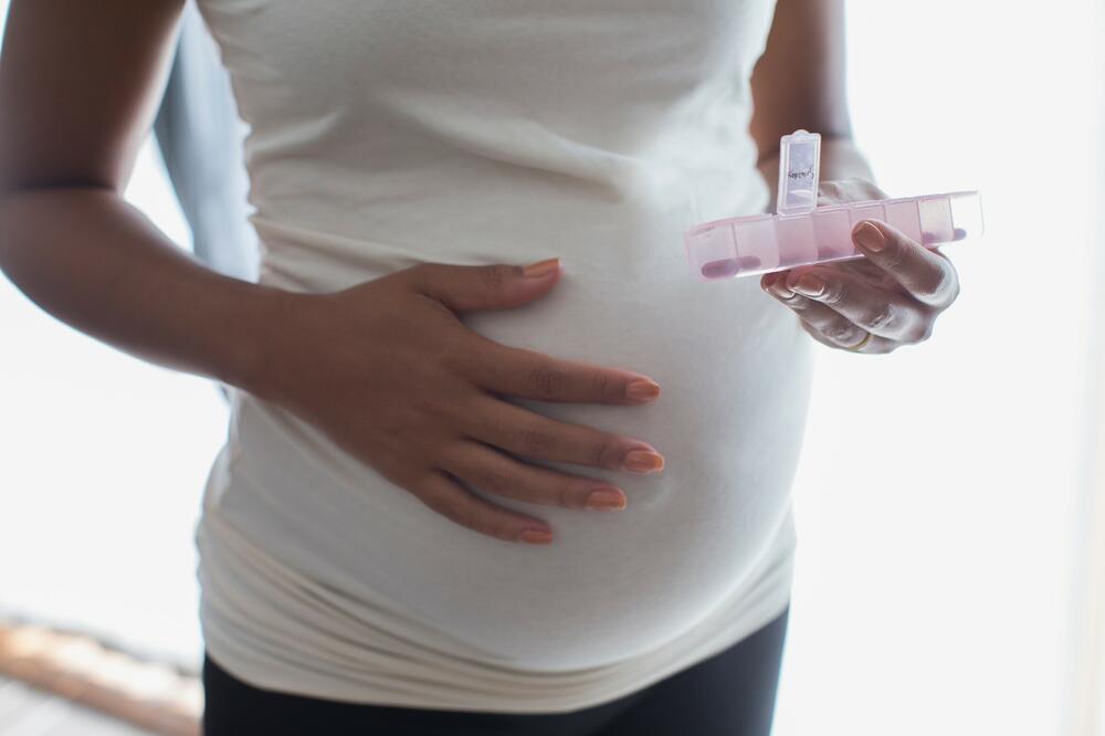 OVE GODINE 8 MALOLETNICA ABORTRALO U OVOJ USTANOVI: Smanjen broj prekida trudnoća, nove INFORMACIJE