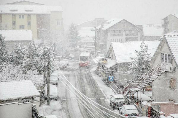 NAJNOVIJE UPOZORENJE RHMZ-a: U ovom delu Srbije temperatura pala na -22, upaljen NARANDŽASTI METEO-ALARM!