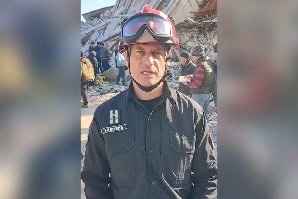 VATROGASCI IZ SRBIJE ISPRIČALI KAKVO JE STANJE U TURSKOJ: Tragaju za preživelima u ruševinama JEDNOG HOTELA (VIDEO)