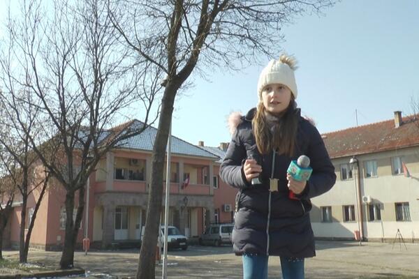 MINI EJPRIL O NIL IZ MOJSINJA: Mila je najmlađa reporterka u Srbiji, a njene priče su VELIKE! (FOTO)