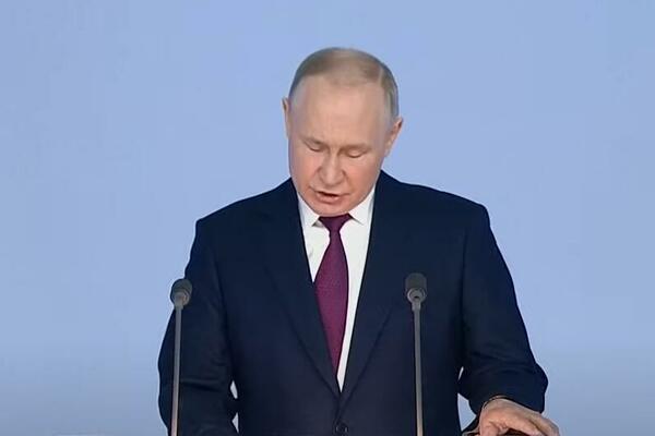 "RETORIKA SE MENJA": Rusija se obrušila na Ukrajinu napadom NEVIĐENIH RAZMERA, Putin ispunjava STRAŠNO OBEĆANJE