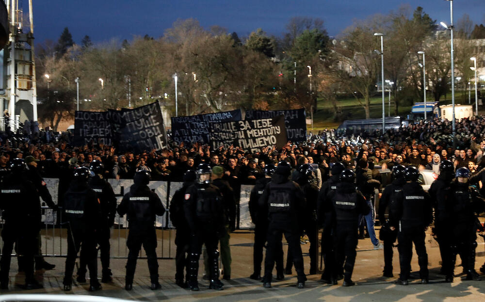 Prethodni protest Grobara ispred stadiona u Humskoj ulici