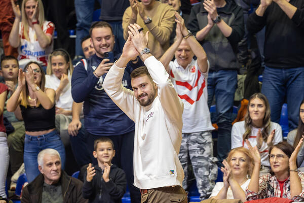 EKSPLOZIJA U PIONIRU! Marko Gudurić srušio Partizan, pa došao da gleda Zvezdu! (VIDEO)