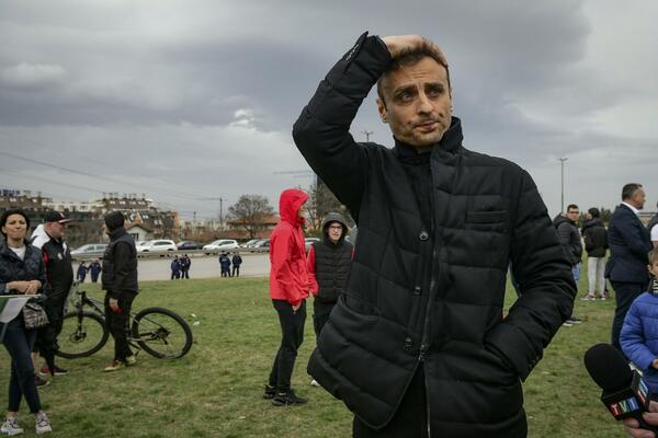 LEGENDARNI BERBATOV BESAN: "Neznalice smesta da napuste bugarski fudbal!"