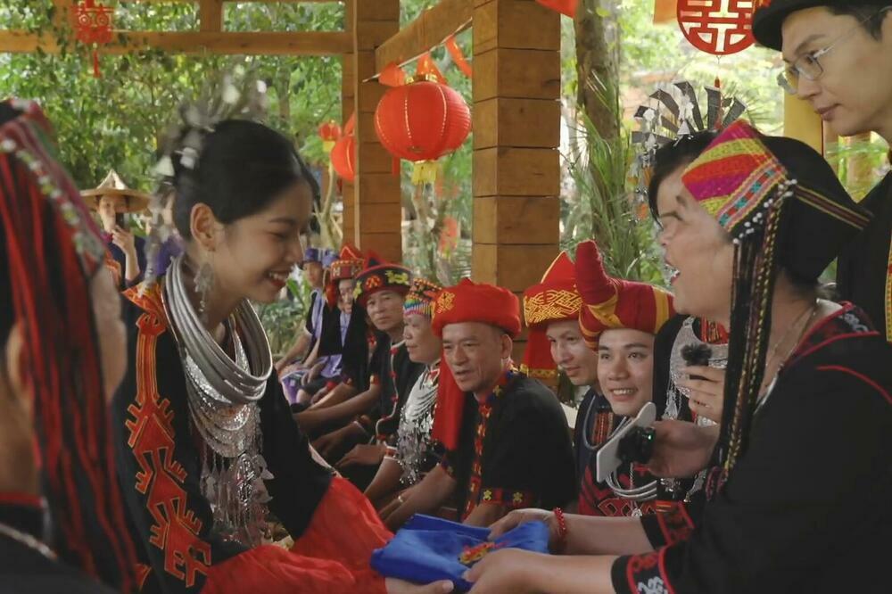 Održan tradicionalni folklorni festival „3. mart” naroda Li i Mijao (VIDEO)