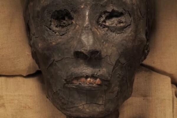 OVAKO JE IZGLEDAO NAJPOZNATIJI FARAON SVIH VREMENA: Naučnici rekonstruisali lice čuvenog TUTANKAMONA, lep ko lutka