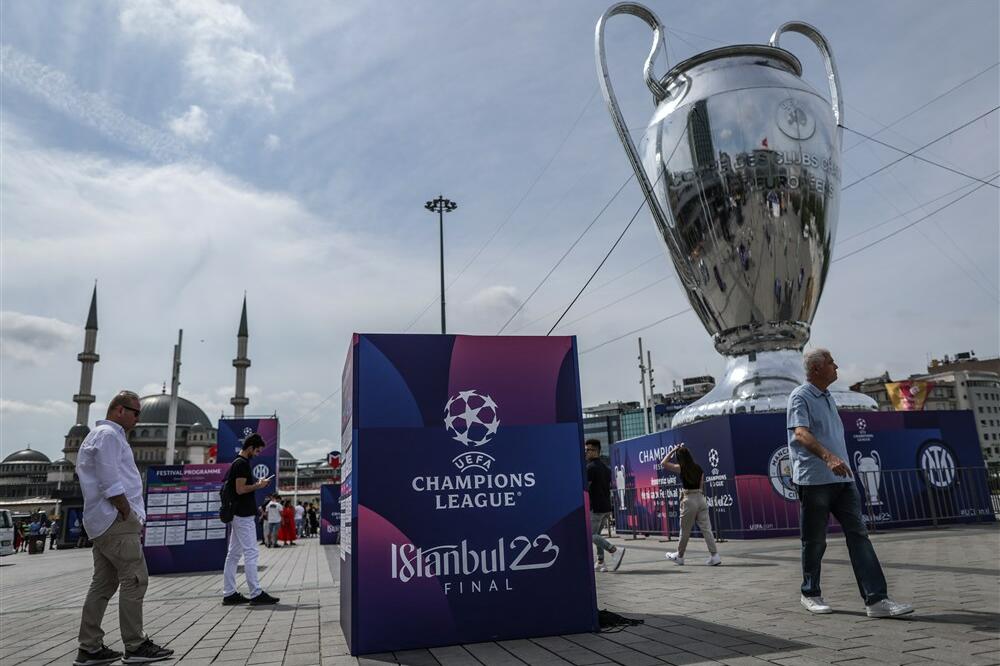 UNIŠTIĆE FUDBAL: UEFA menja Ligu šampiona zbog klubova iz Saudijske Arabije!
