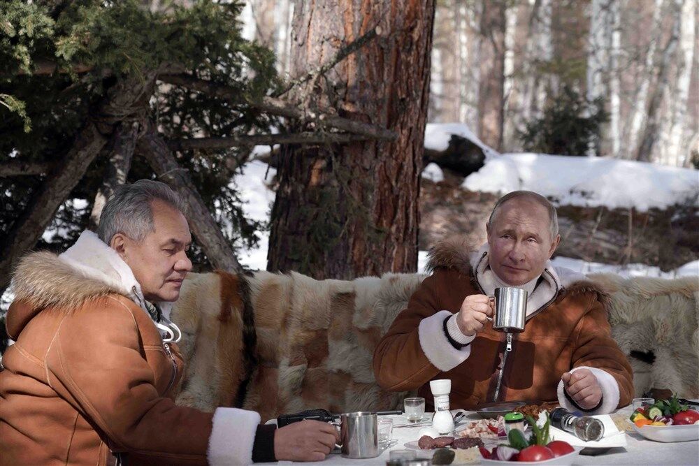 Vladimir Putin i Sergej Šojgu 