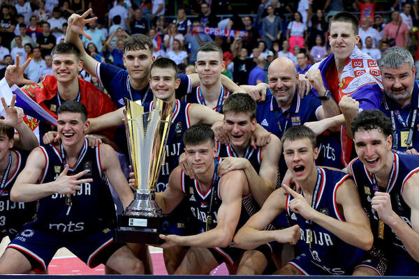 ZA SRBIJU TO PRAVILO NE VAŽI: FIBA kopirala Linekera, pa se pokajala zbog "Orlića" (FOTO)