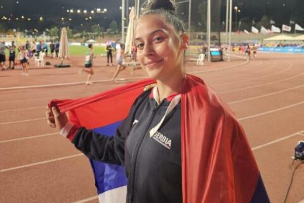 ZLATNA ADRIANA VILAGOŠ ZA ESPRESO: "Priželjkivala sam DUŽI hitac!" Otkrila svoj cilj na Svetskom prvenstvu