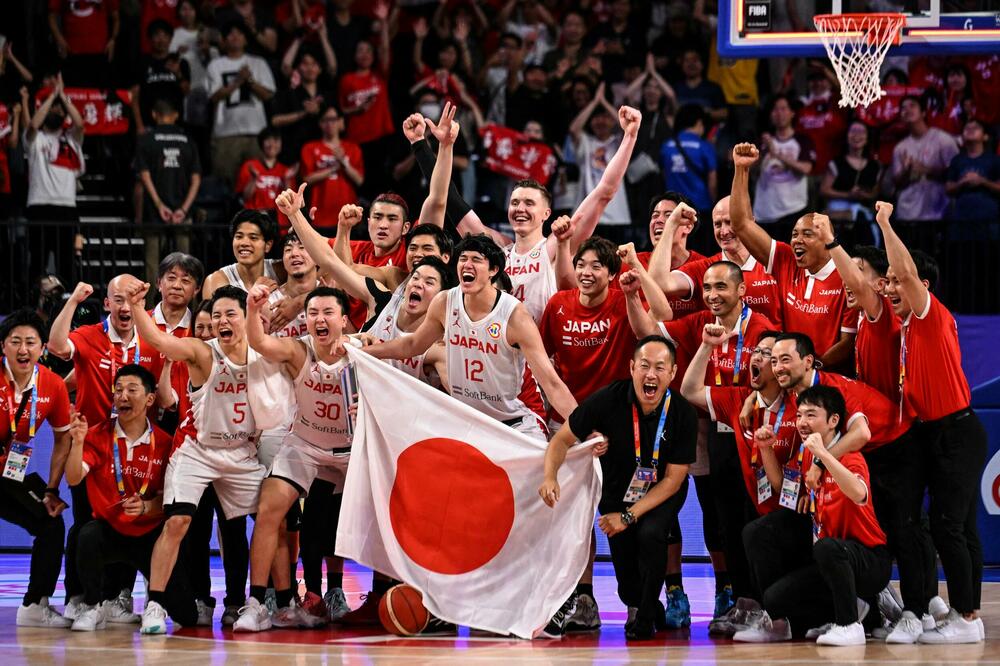 NEVIĐENA LUDNICA U OKINAVI: Japan se plasirao na Olimpijske igre!