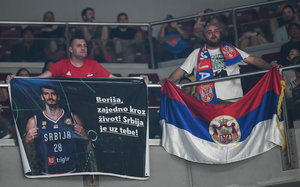 Navijači Srbije, Srpski navijači, Srbija - Litvanija
