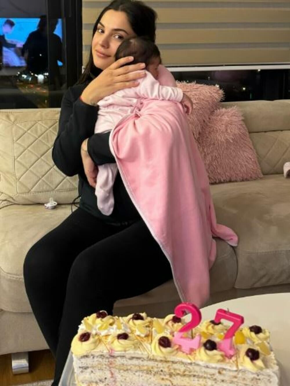 Objava Nadice Ademov sa ćerkom