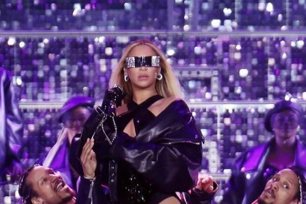 Da li će Beyoncé zaista biti specijalni gost na koncertu Bryana Adamsa u Beogradu?