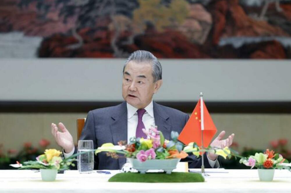 Vang Ji: Predstojeći samit Kine i EU će nacrtati plan za bilateralne odnose