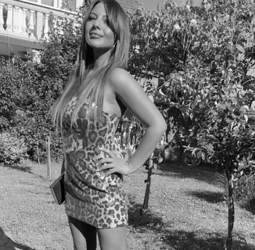 Mlada pevačica Andrijana Lazić stradala je u užasnoj tragediji koja se dogodila 10. januara u Dubaiju