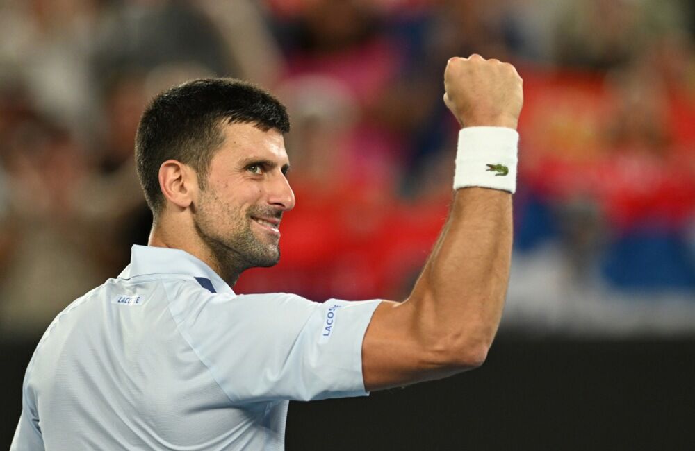 Novak Đoković slavi pobedu protiv Adrijana Manarina