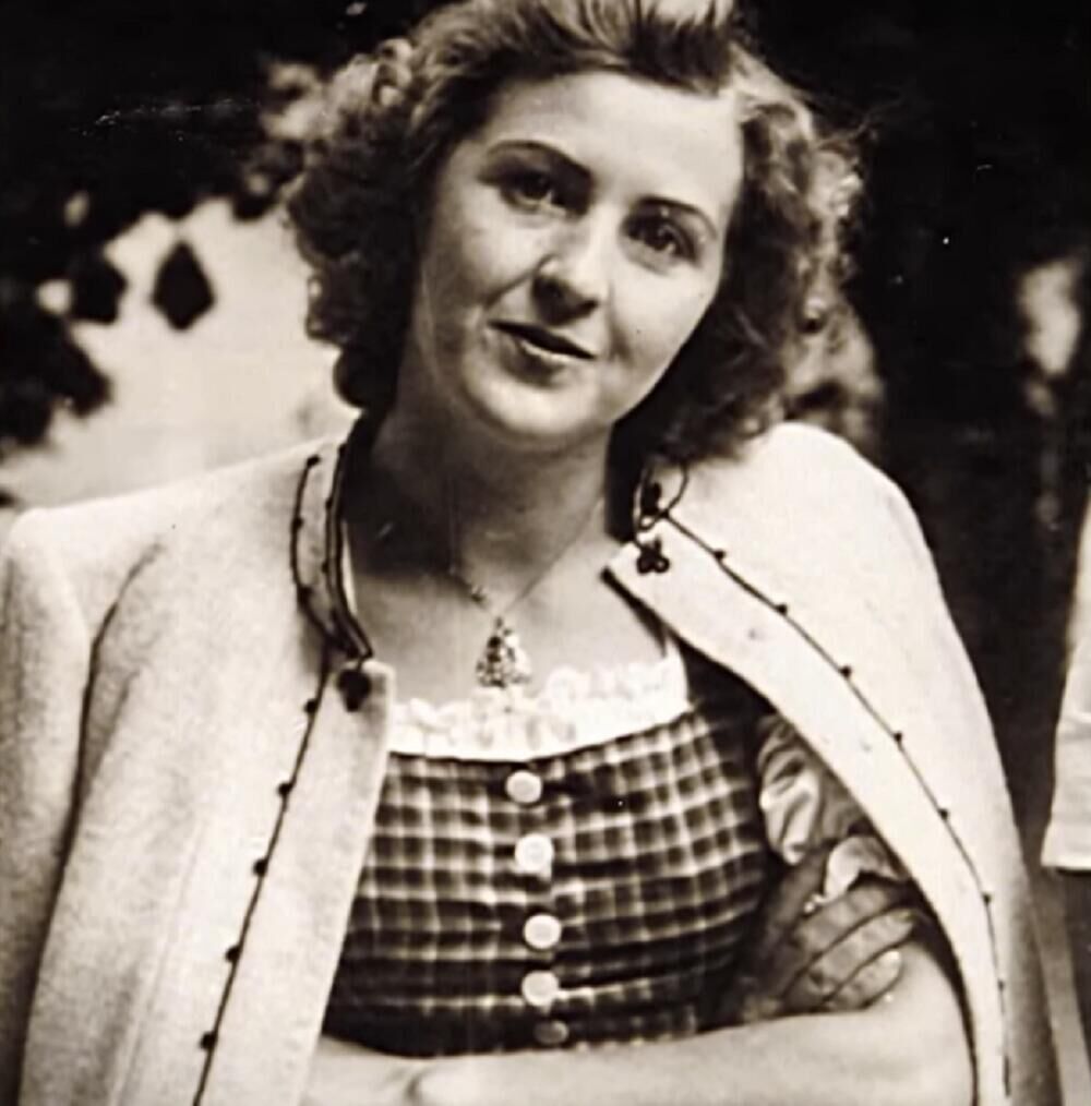 Eva Braun je manipulisala situacijom - pucala je sebi u grudi