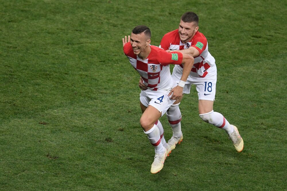 Perišić i Rebić slave Ivanov gol u finalu Mundijala u Rusiji