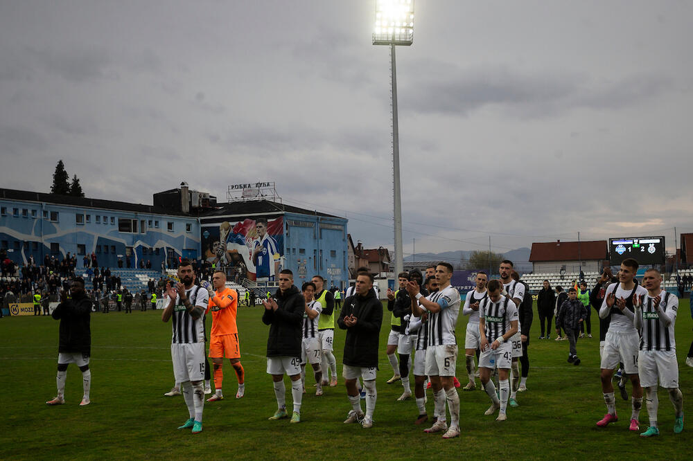 CRNO-BELA EUFORIJA: Fudbaleri Partizana će imati POSEBNU PODRŠKU na meču u Humskoj!