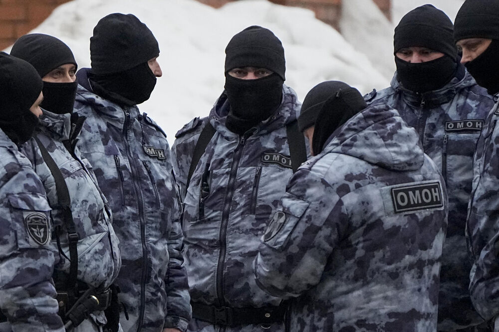 Policijske snage na sahrani Alekseja Navaljnog