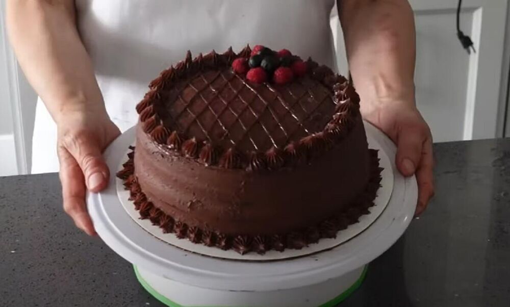 Recept za tortu čokoladna dama sa malinama